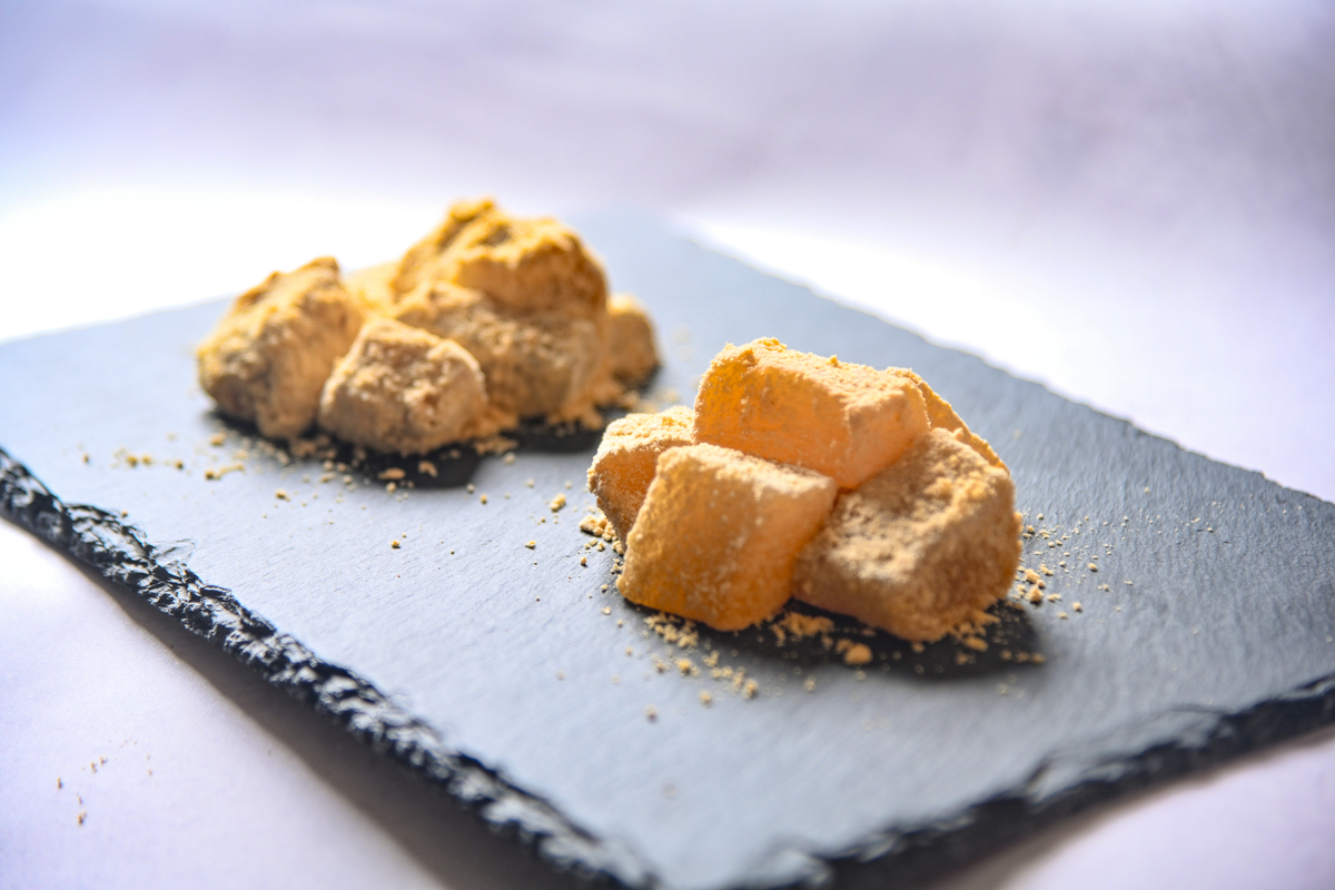 生わらび餅専門店 新雪のわらび餅