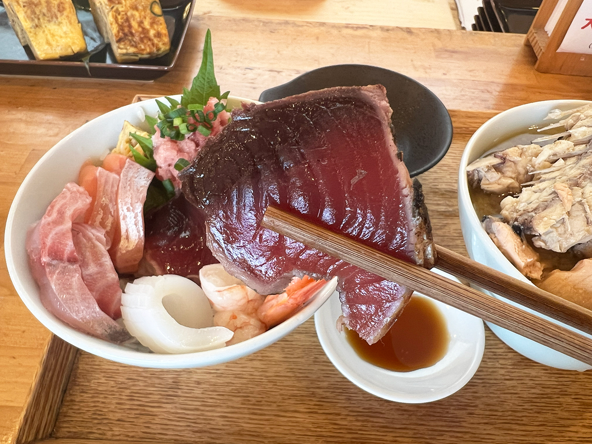 本鮪丼なかばやしの海鮮丼