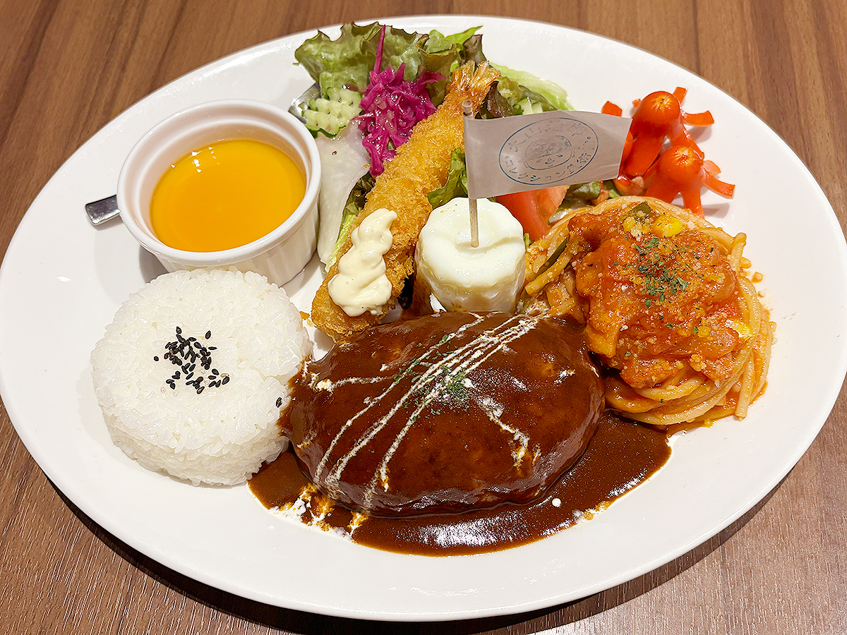 ビストロ＆カフェ六朝館　王様ランチ