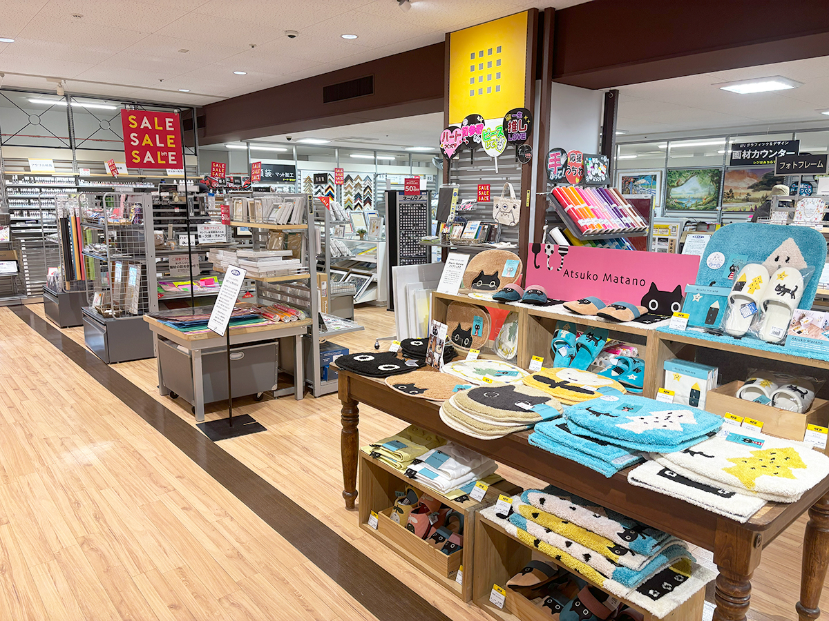 グラフィック&デザイン 新潟ロフト店の外観