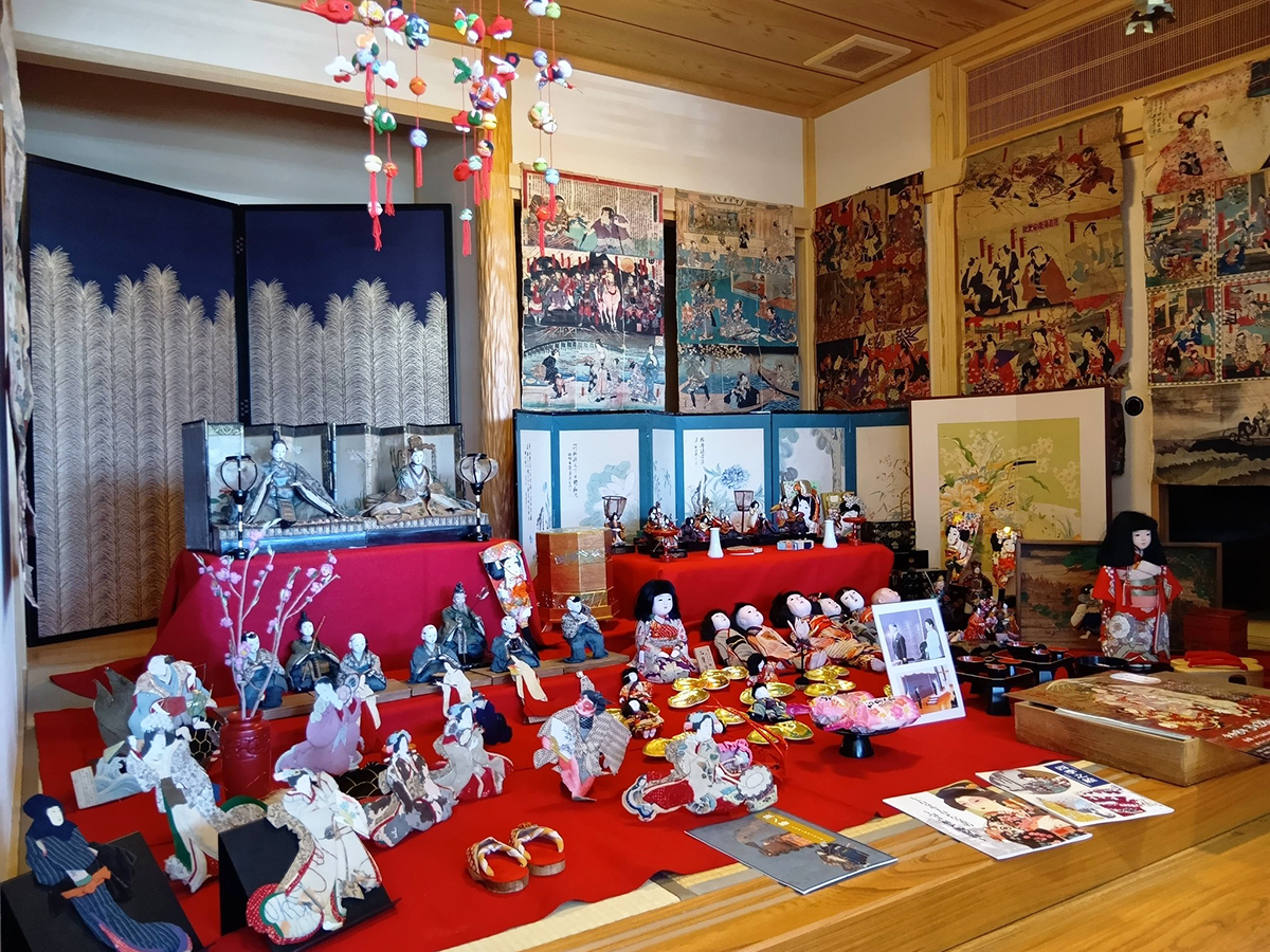 絵紙(えがみ)と小千谷のひいな祭り