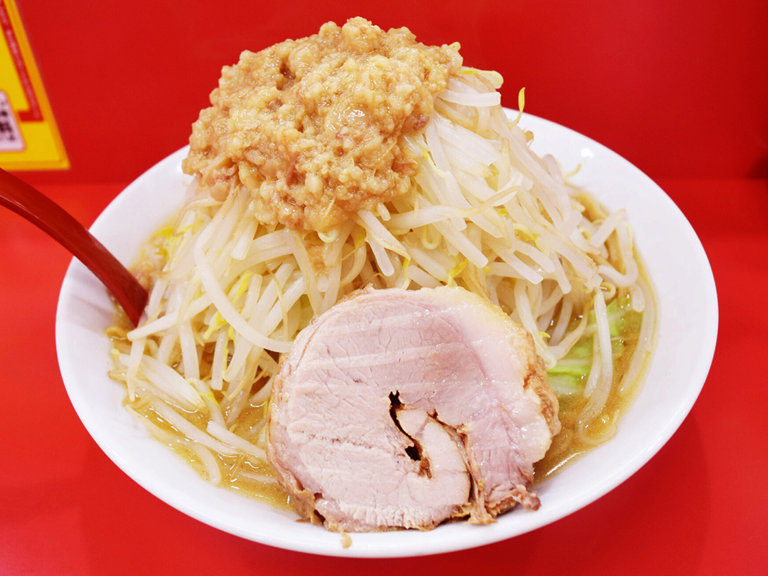 立川マシマシ 長岡店のラーメン