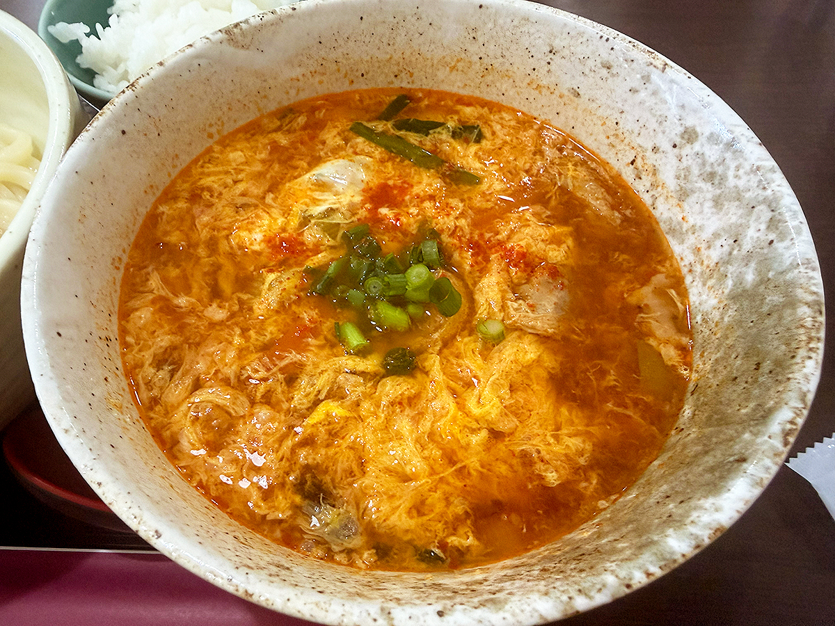 元祖背脂うどん めん処阿吽の旨辛うどん