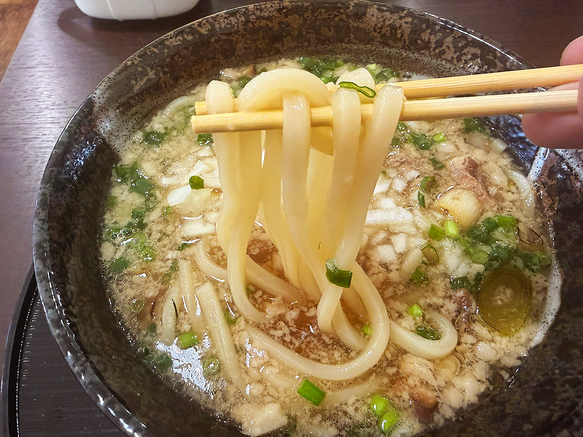 元祖背脂うどん めん処阿吽の背脂うどん