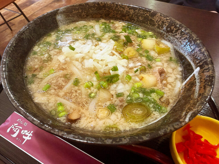 元祖背脂うどん めん処阿吽の背脂うどん