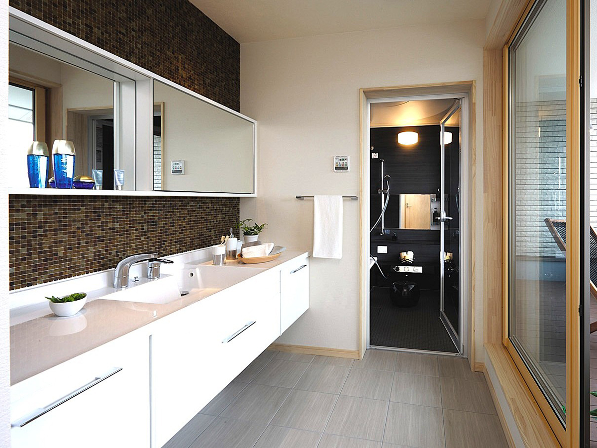 日本ハウスホールディングス