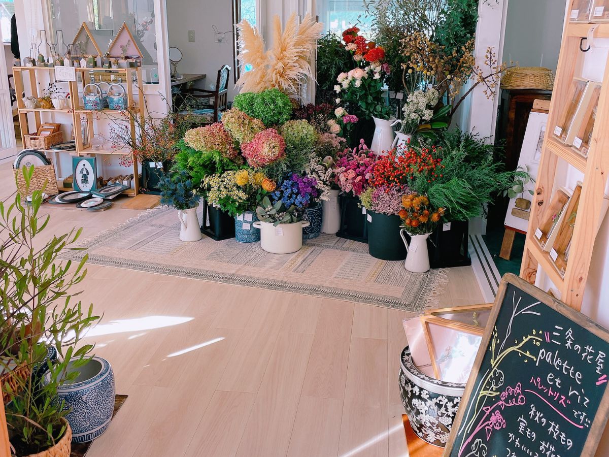 にしかんボタニカル蚤の市