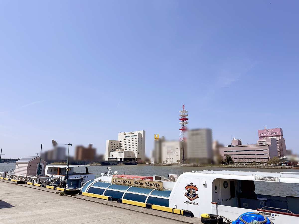 万代テラス ハジマリヒロバの場所