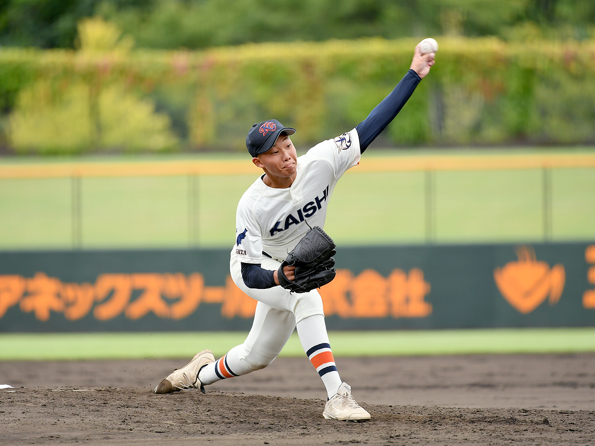 開志学園の左のエース、伊藤徹投手（２年）