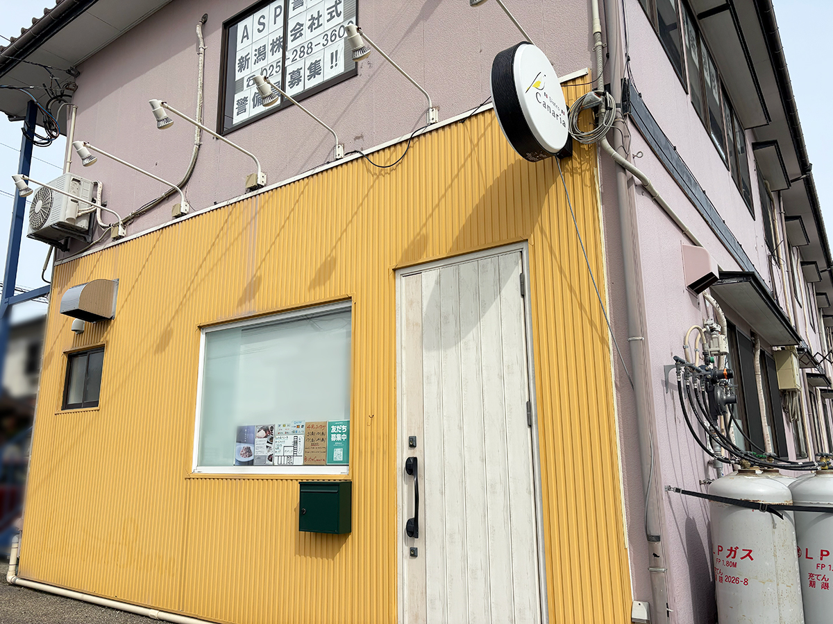 Bistro Canariaの外観