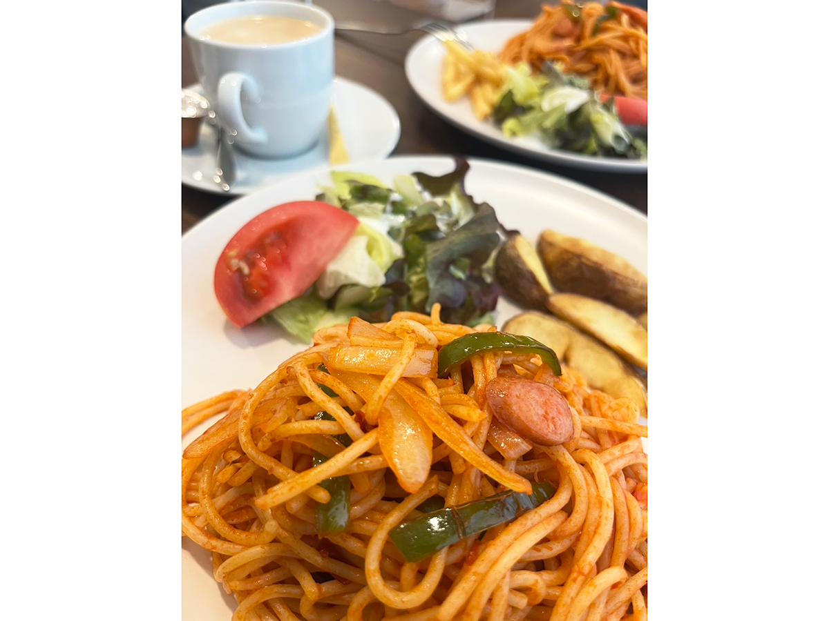 Cafe あんばすのナポリタン