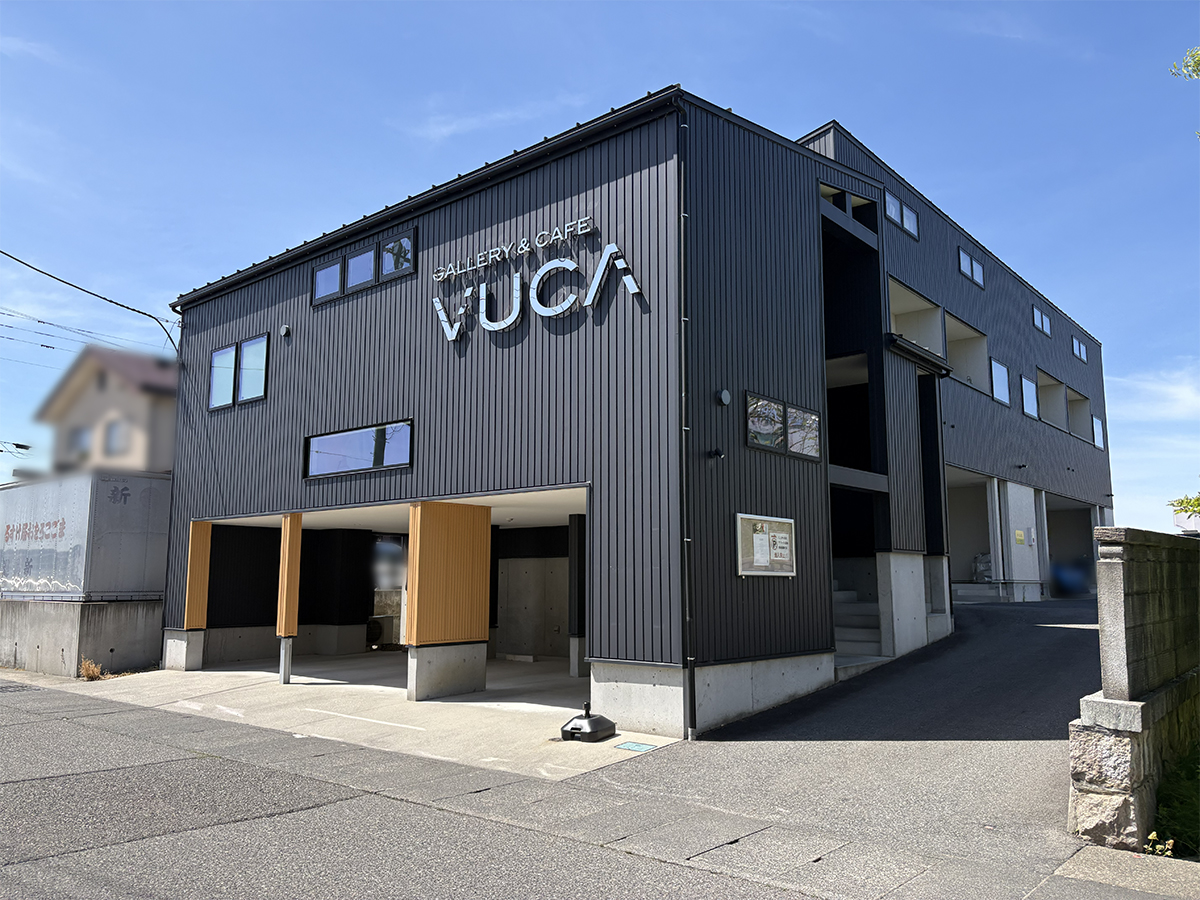 GALLERY AND CAFE VUCAの外観