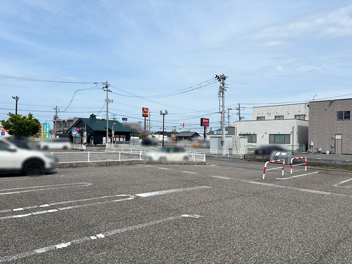 まっくうしゃ 上近江本店の場所