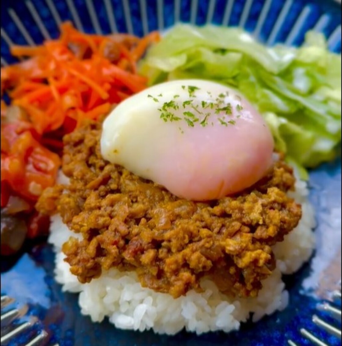 cafe & bar triadのキーマカレー