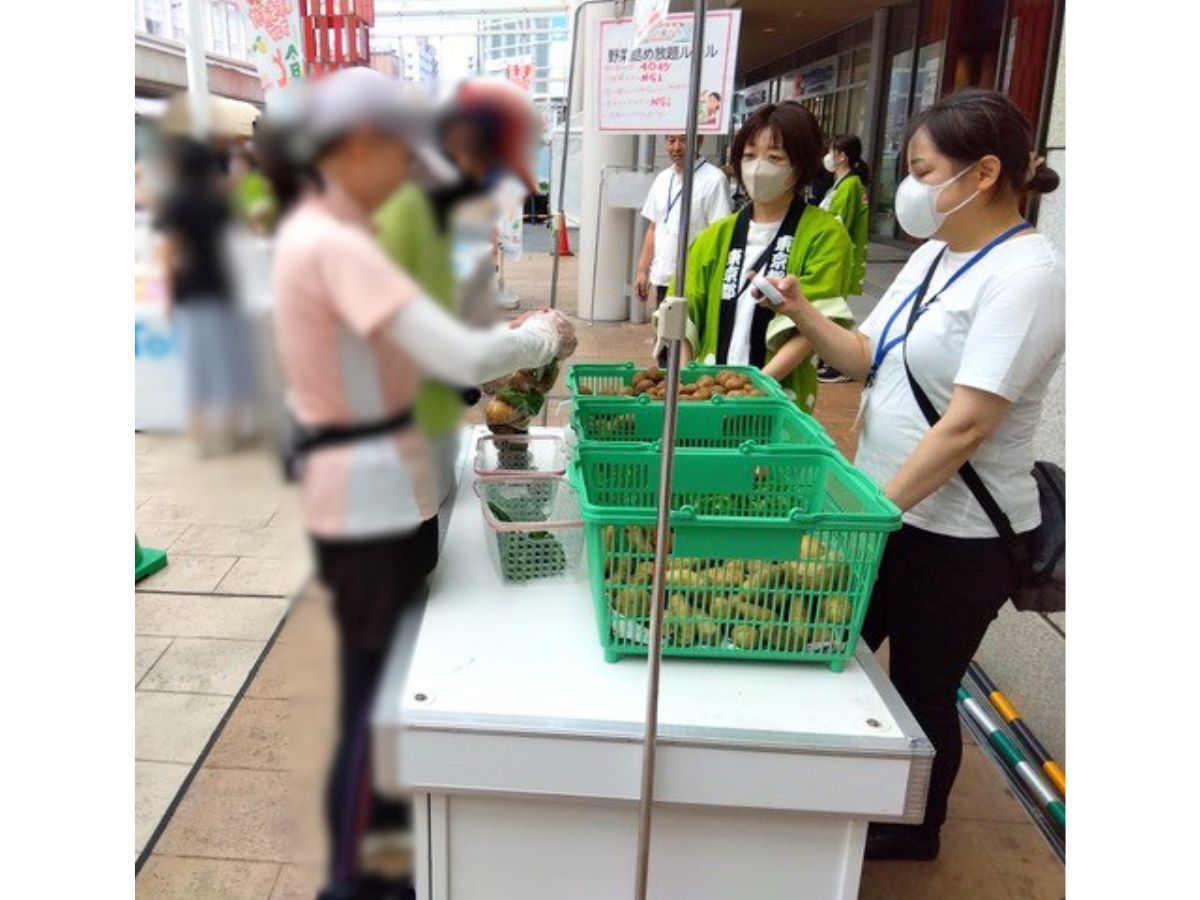 東京産食材フェアの詰め放題