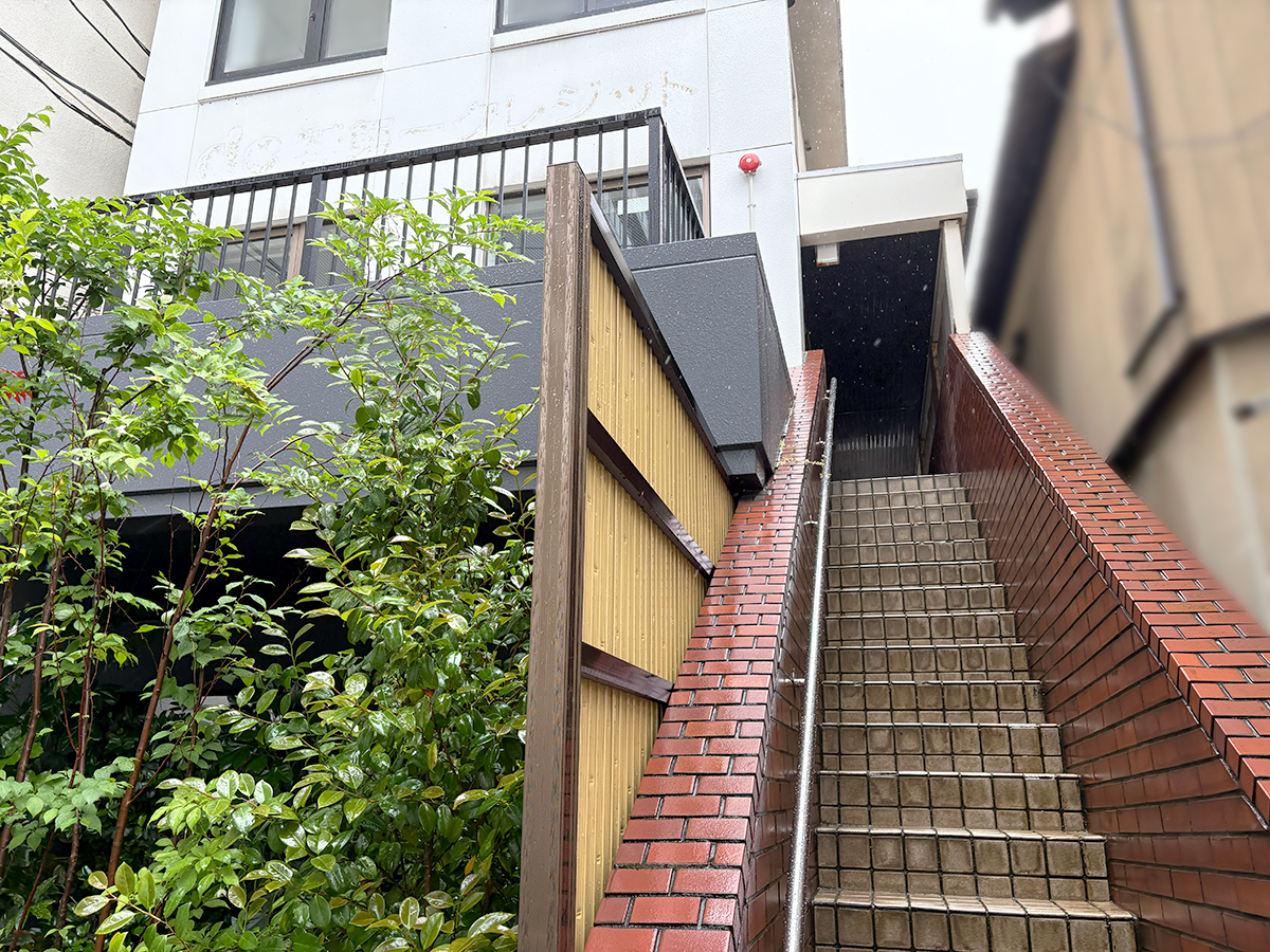 RETOLI 古町店の外観