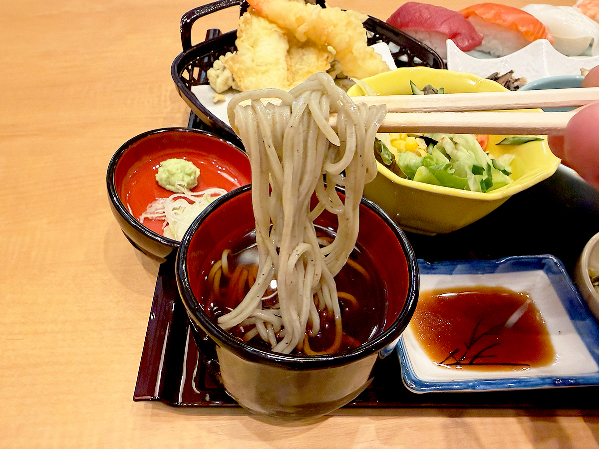 ちょといっさくイオンモール新潟亀田インター店　そば