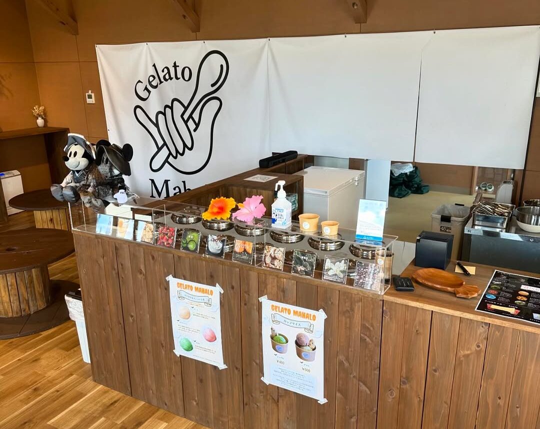 ジェラート マハロの店内