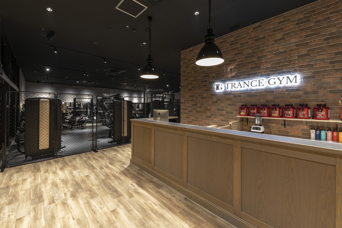 TRANCE GYMのフロント