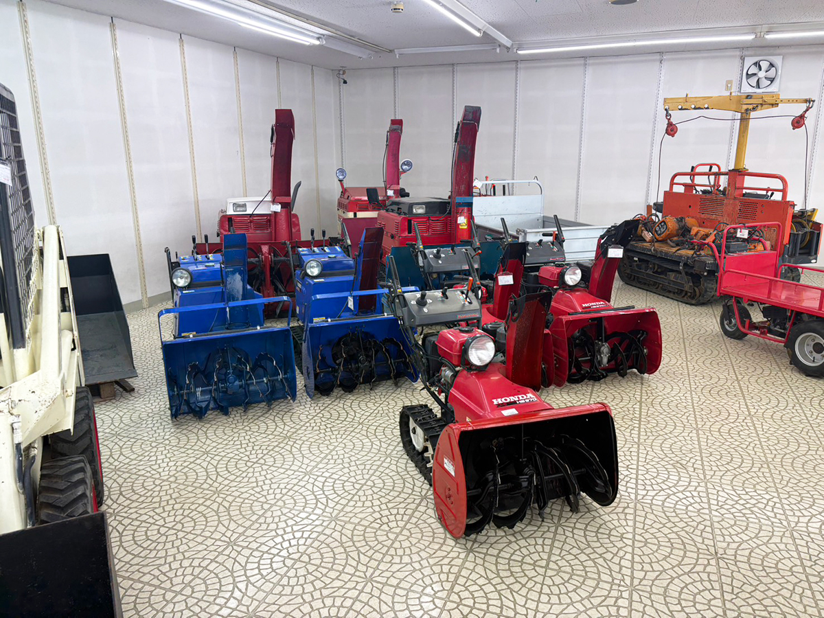 工具買取ベース 新潟上越店の店内