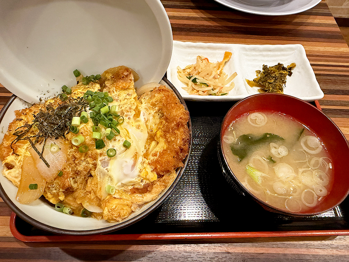 越後長岡 いちまる食堂　カツ丼