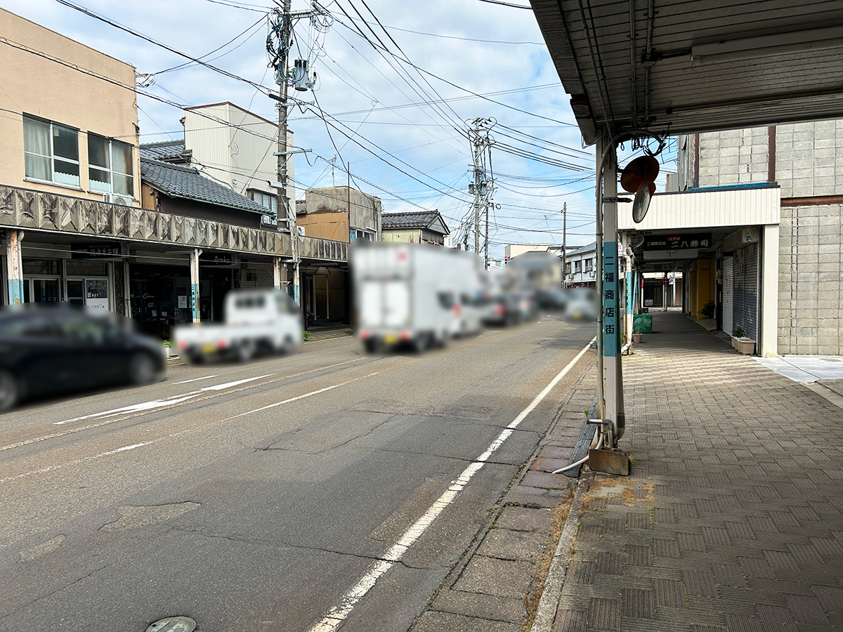 PALACEの周辺