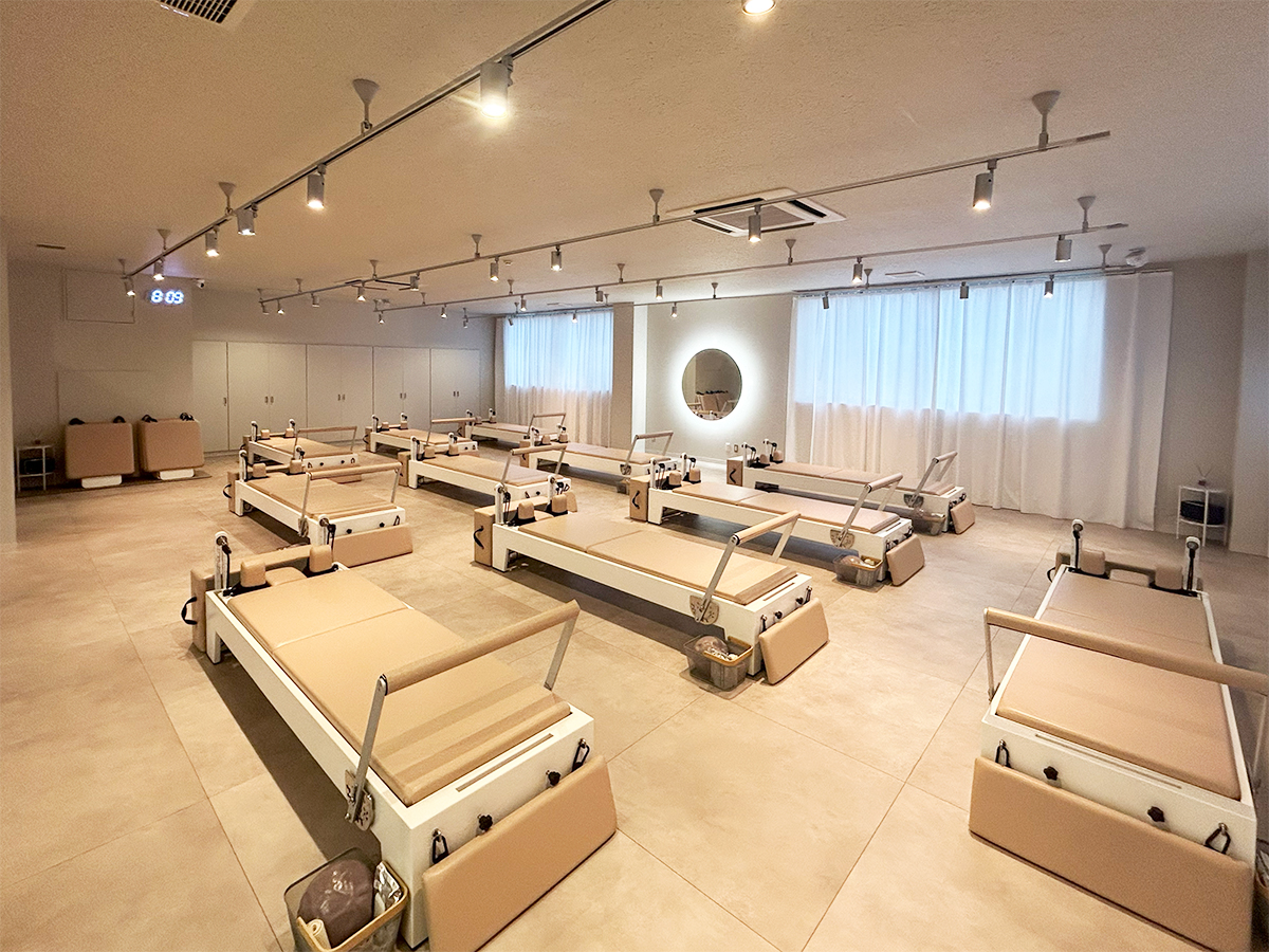 OND PILATESのグループレッスンスタジオ