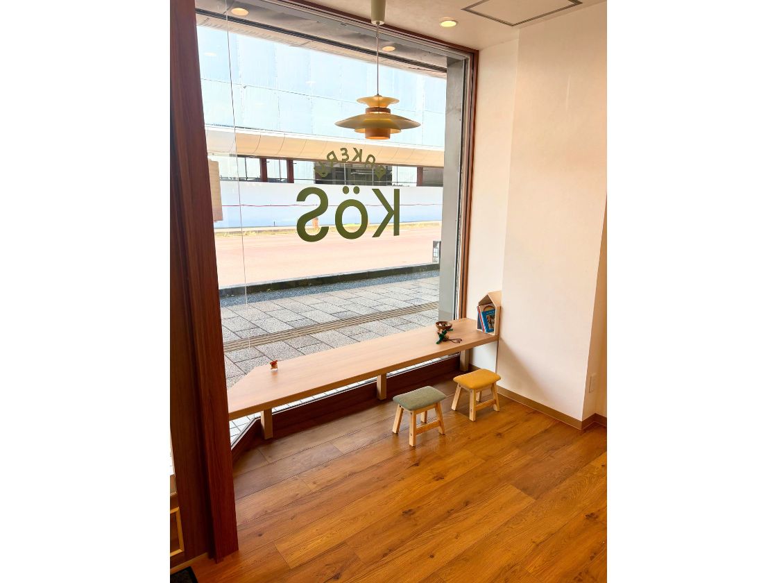 BAKERY KöSの店内
