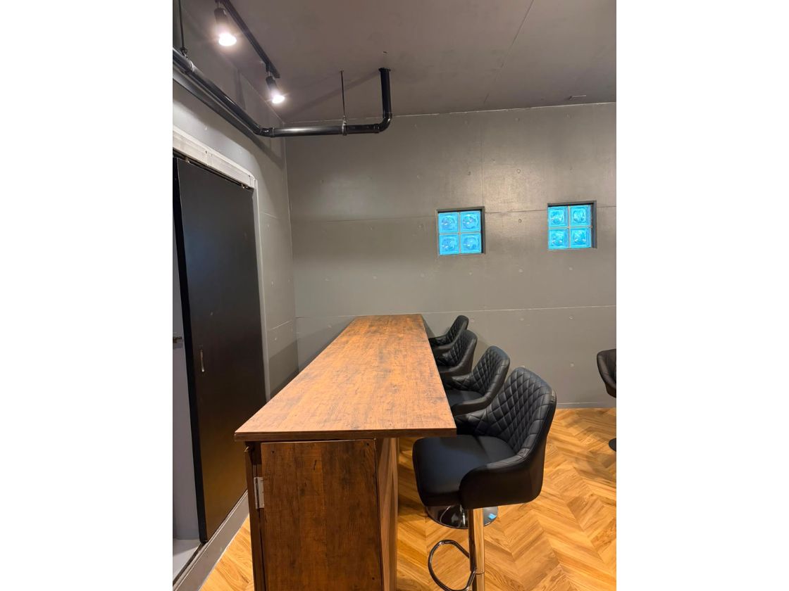 Poker Bar Arkadiaの店内