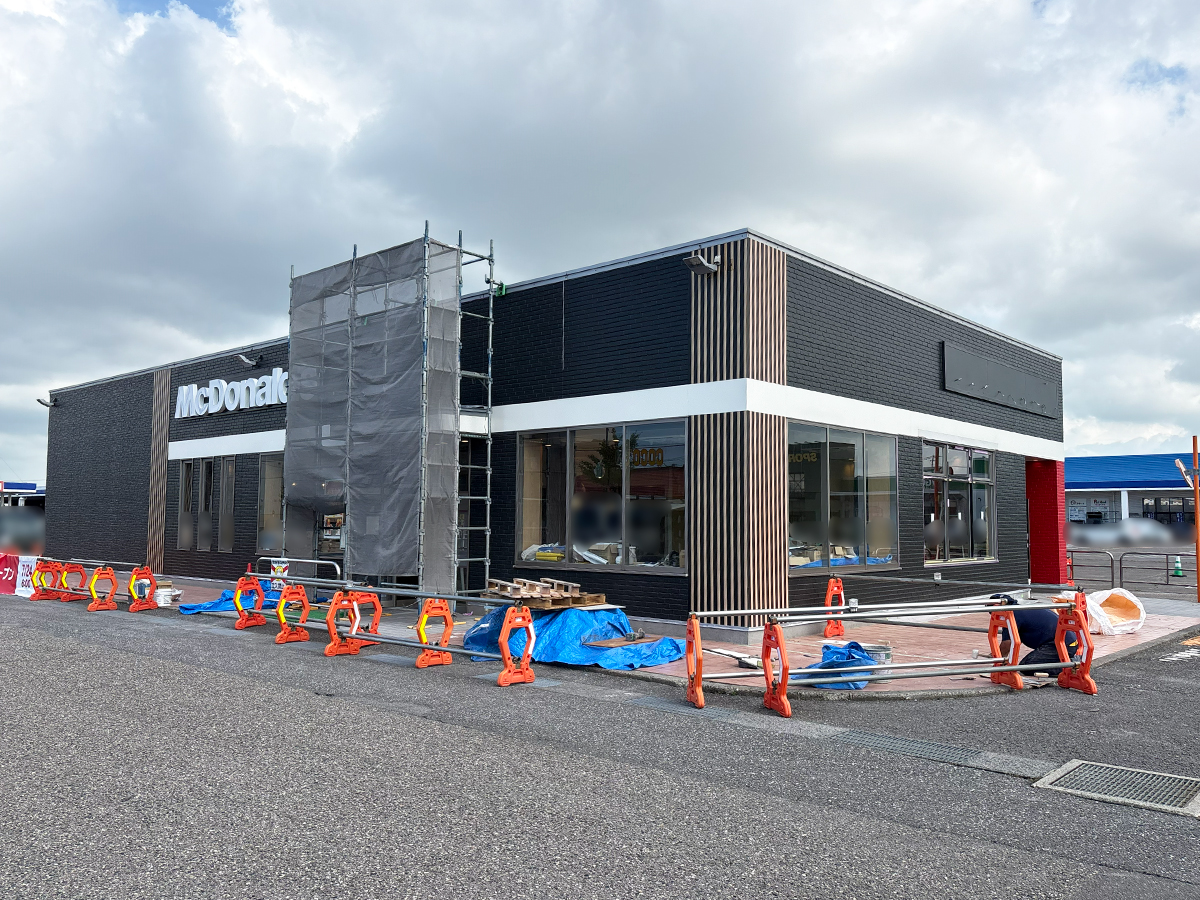 マクドナルド 河渡コメリ店の外観