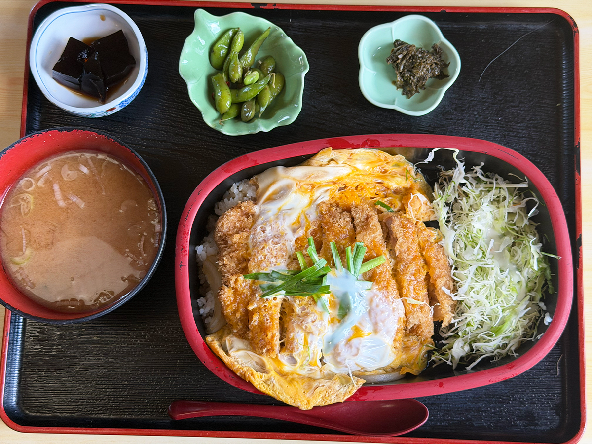食い処飲み処ひゃくてん　カツ丼