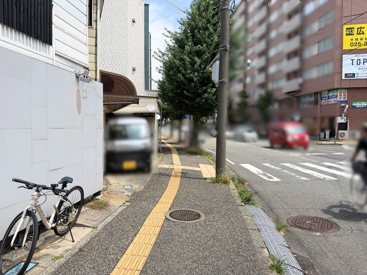 curry shop B.の周辺