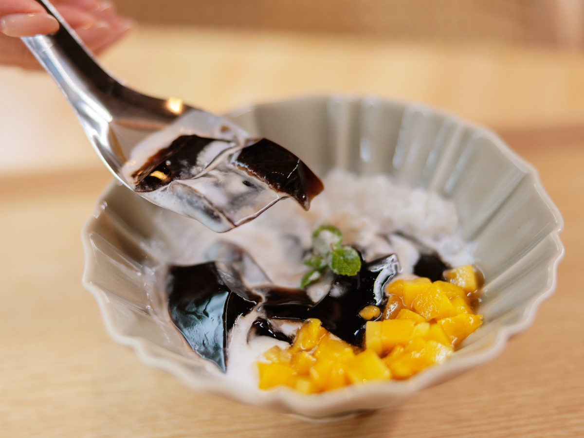 参道カフェ 香茶甜の仙草ゼリー