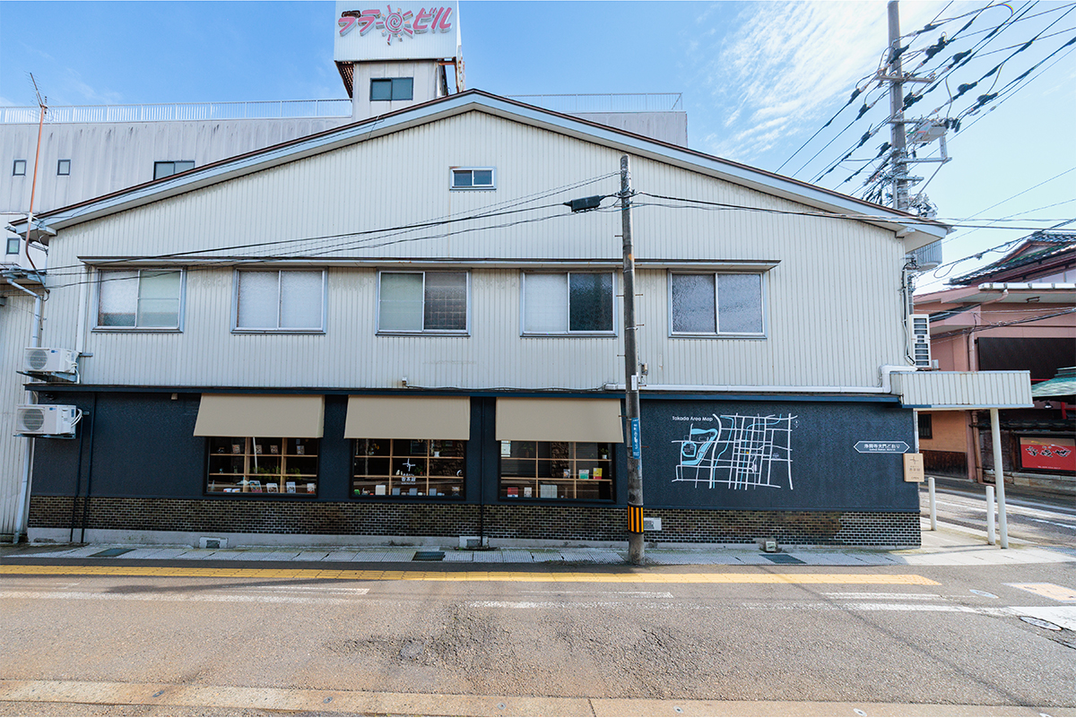 参道カフェ 香茶甜の外観