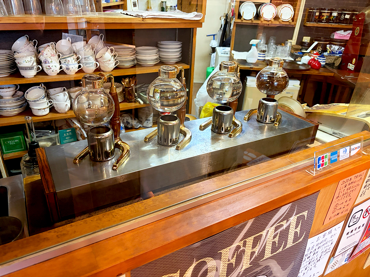 珈琲館maiのサイフォン