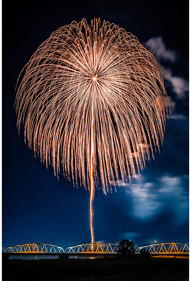 阿賀野川ござれや花火