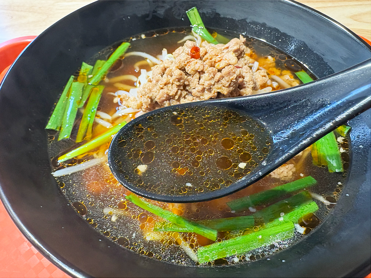 大家福(ミンナフク)麻辣湯専門店の台湾刀削麵