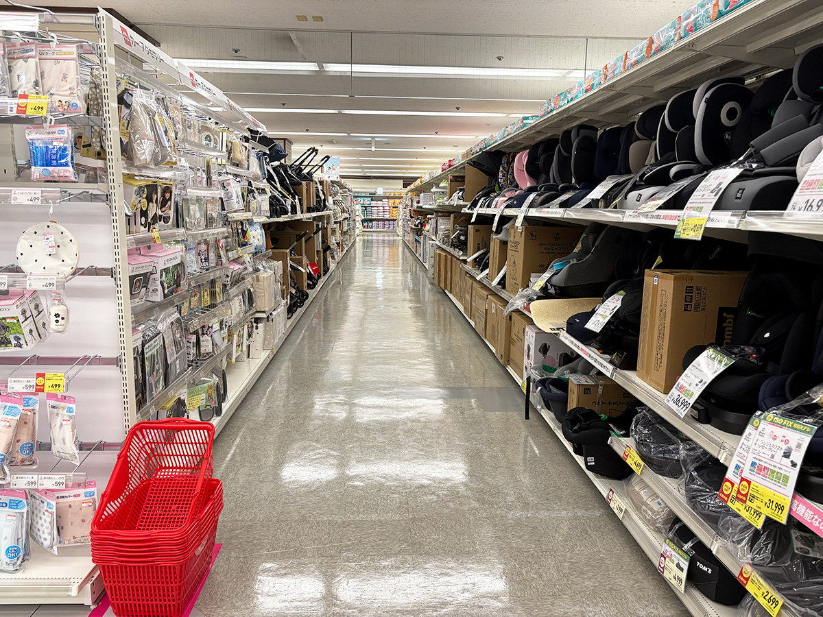 西松屋 シーナシーナ丸大新潟店