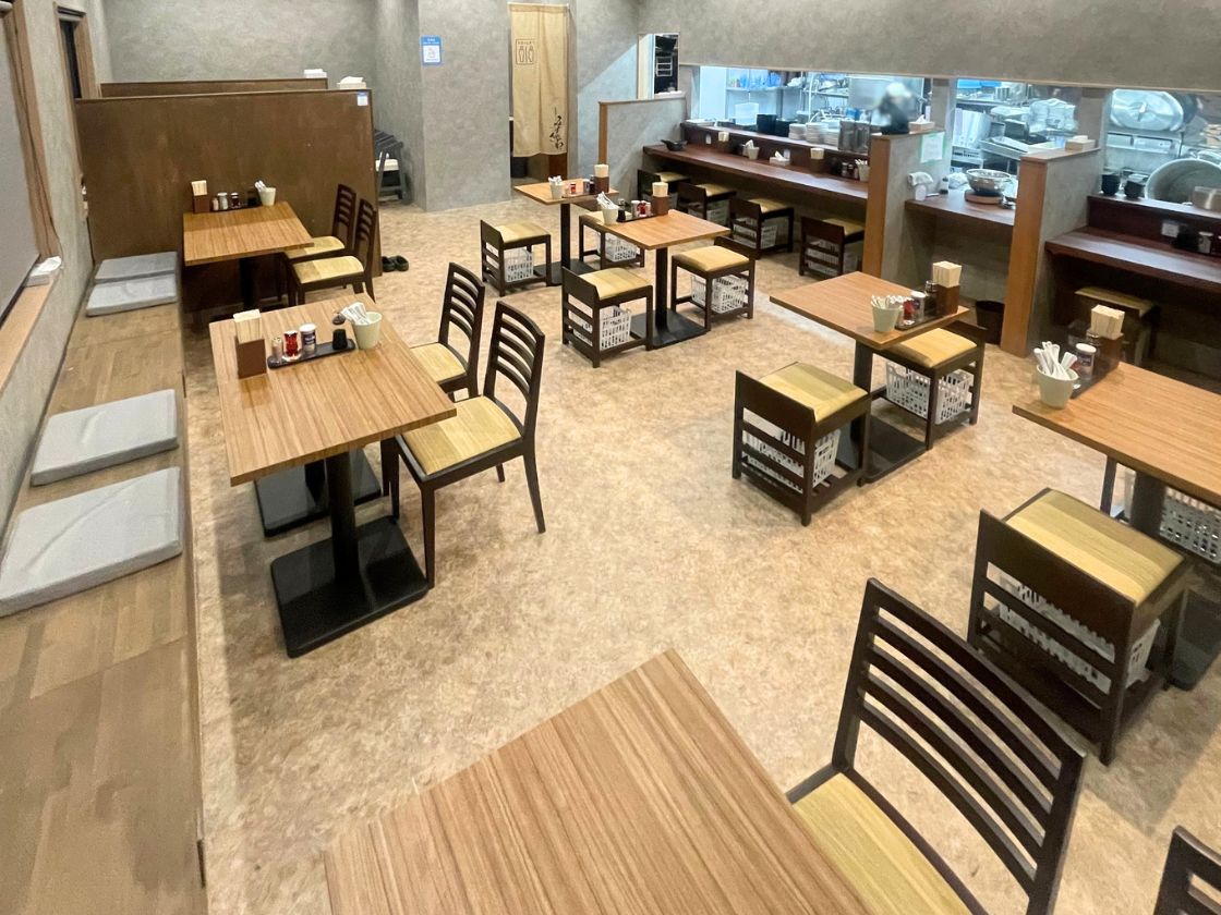らーめんみずさわ 上越店の店内