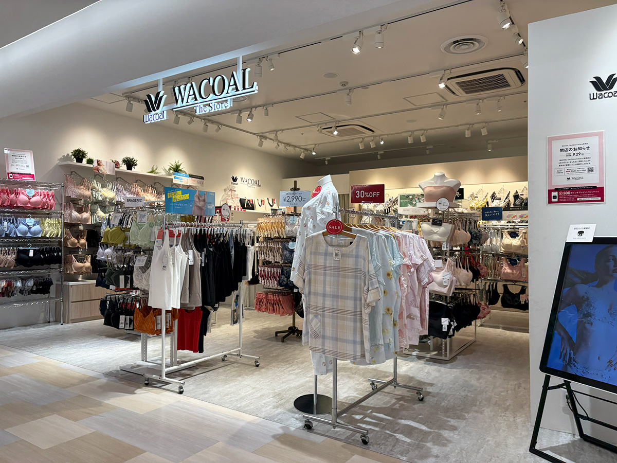 WACOAL The Store CoCoLo新潟店の外観