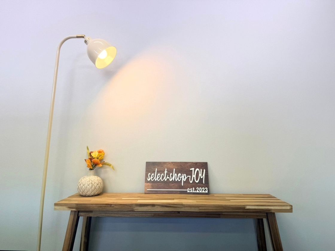 select shop JOYの店内