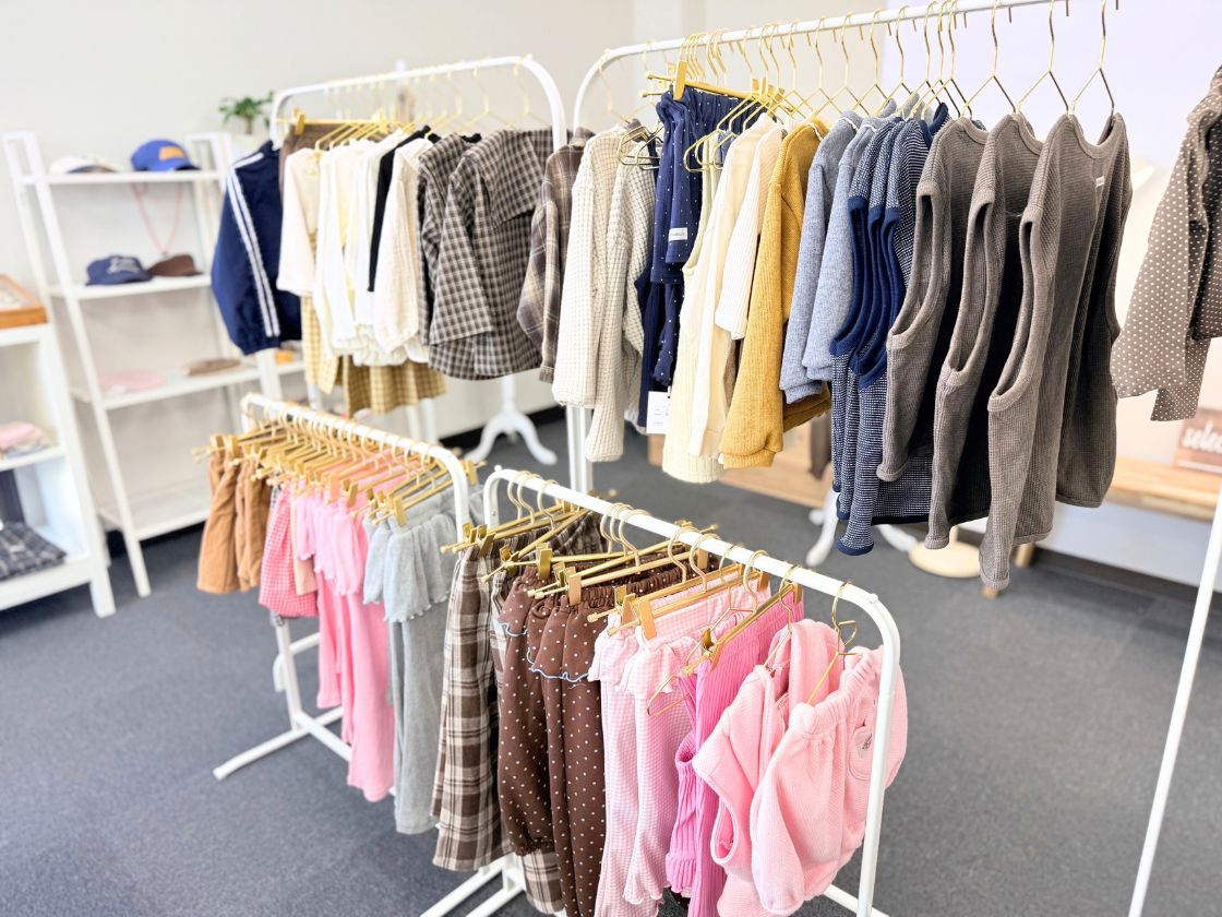 select shop JOYの商品ラック